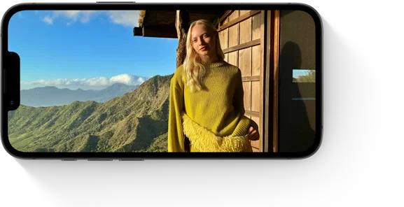 iPhone 17e mostrato di fronte, display Super Retina XDR